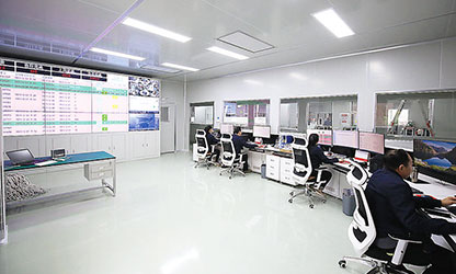 央媒持續(xù)關(guān)注 虹潤再增信心--新華社客戶端專題報道巜福建順昌虹潤儀表的國產(chǎn)化之路》，生動描述虹潤公司近年走過的成功之路